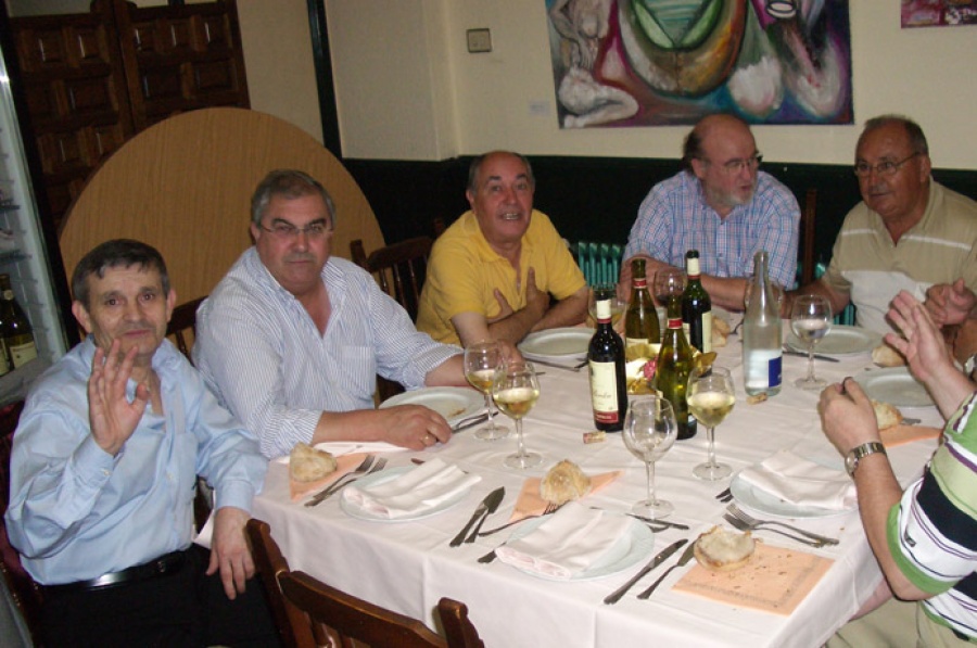 74 - En el restaurante Oasis - 2008